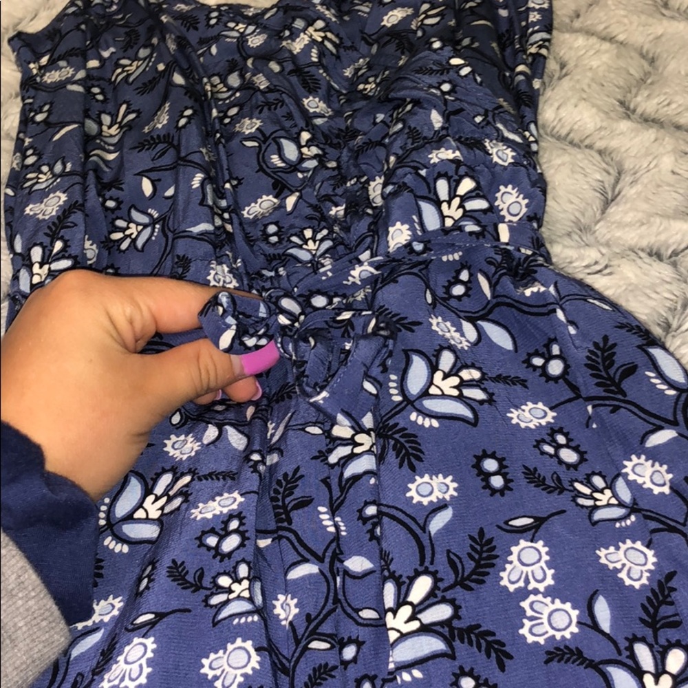 Romper - Picture 3 of 4